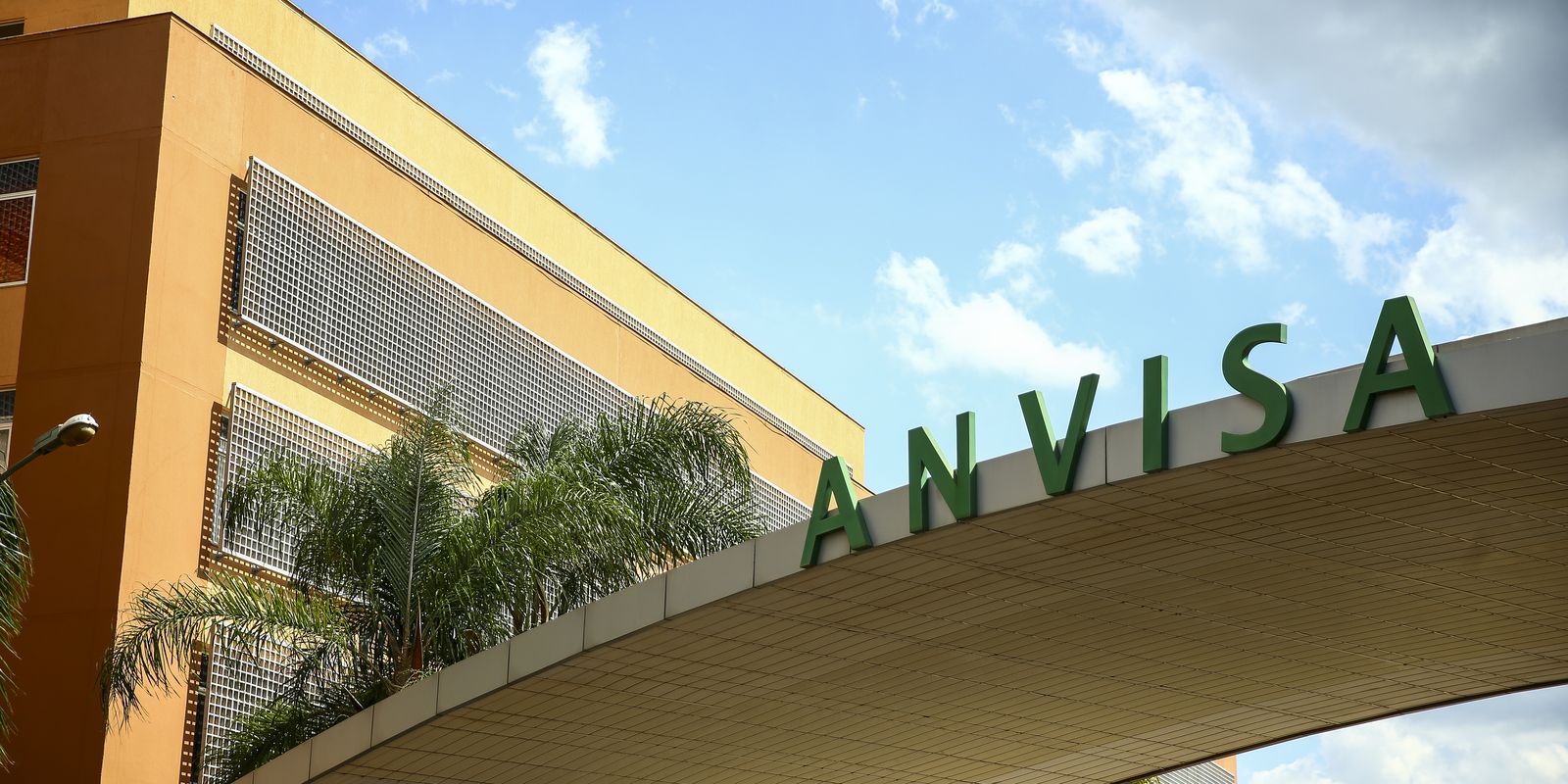 anvisa-apreende-canetas-emagrecedoras-sem-identificacao-de-fabricante