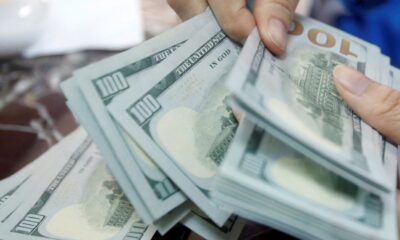 dolar-sobe-para-r$-5,06;-bolsa-cai-com-ipca-15-e-recuo-do-petroleo