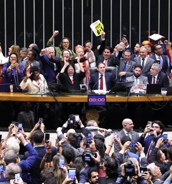 saiba-como-votaram-os-deputados-na-pec-que-acaba-com-a-escala-6×1