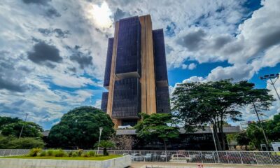 pec-no-senado-facilita-cooptacao-do-banco-central,-dizem-economistas