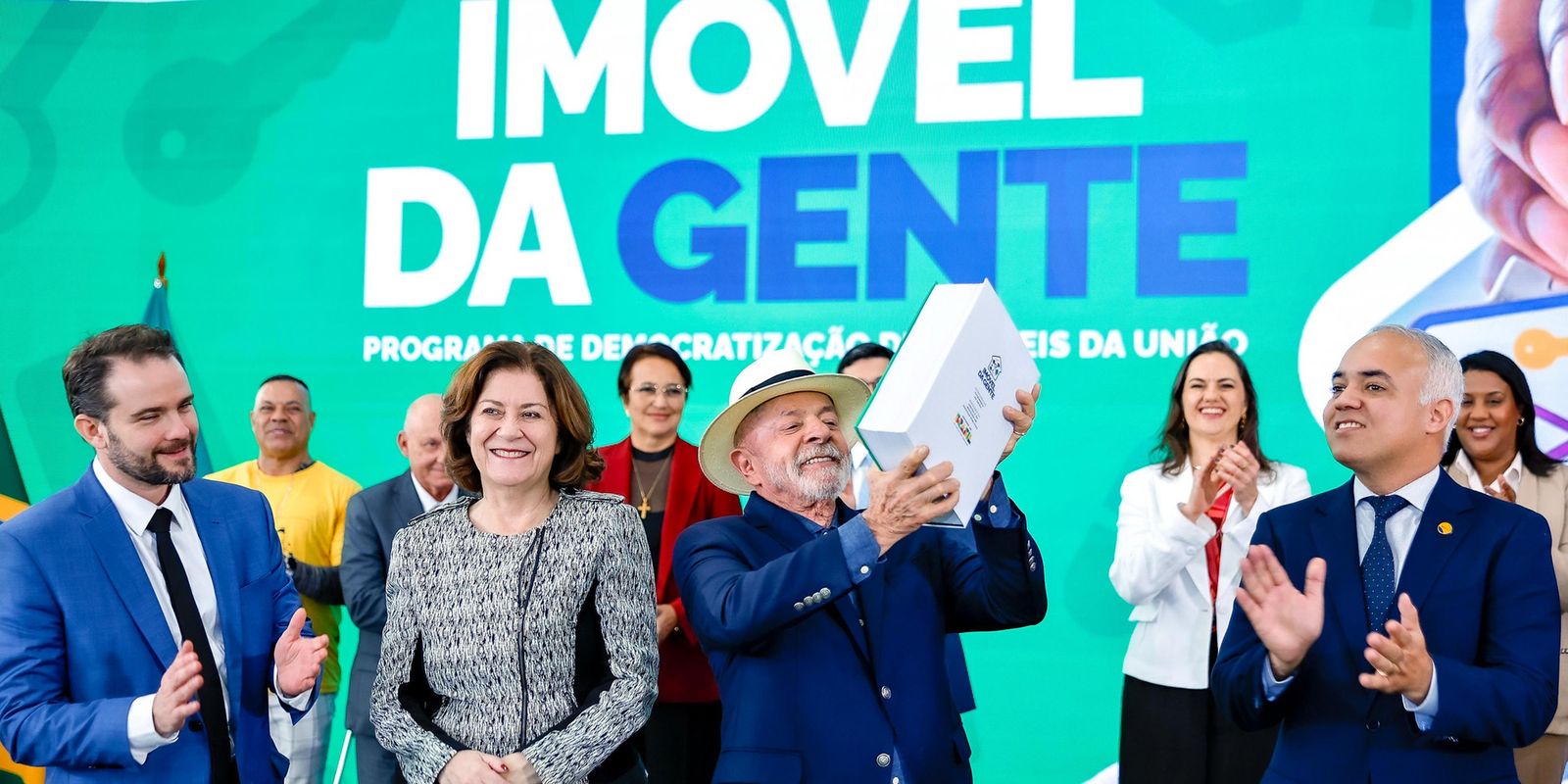 governo-federal-da-nova-destinacao-a-1,9-mil-imoveis-abandonados