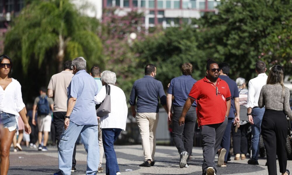 empregadores-tem-ate-sabado-para-enviar-dados-ao-esocial